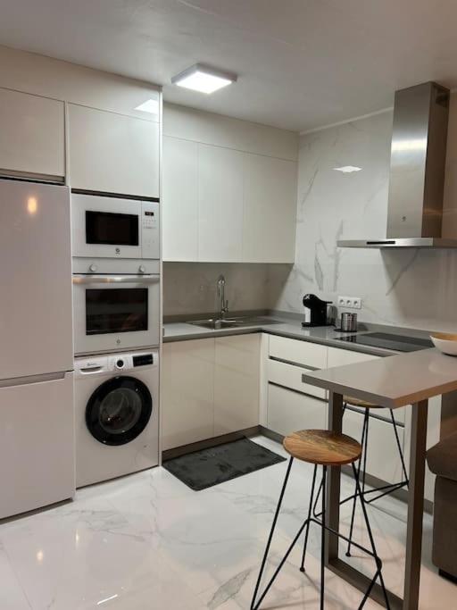 Moderno Apartamento Cerca Al Mar Tías Kültér fotó