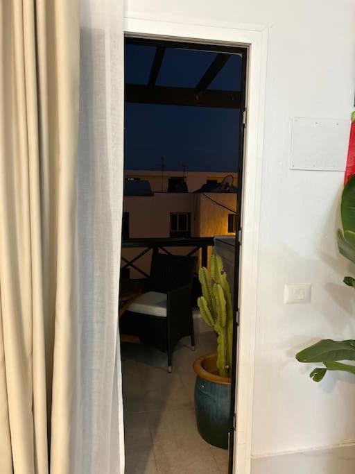 Moderno Apartamento Cerca Al Mar Tías Kültér fotó